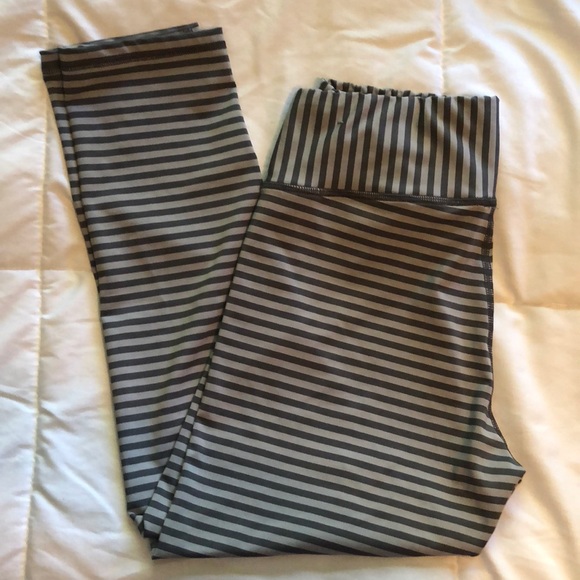 aerie Pants - aerie crop capris leggings